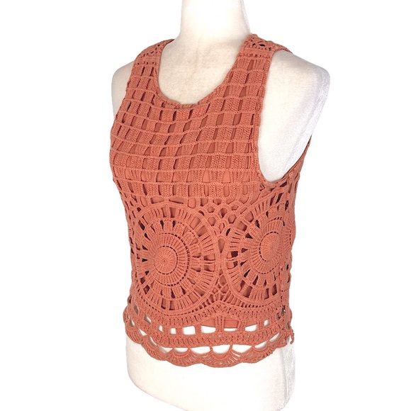 Design Lab crochet knit top - Picture 2 of 7